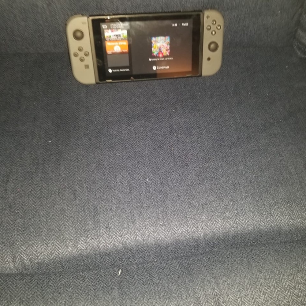 Nintendo switch - Picture 10 of 16